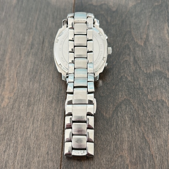 MICHAEL KORS Chronograph White Mother of Pearl Walcott Women's Watch, Jewellery - Picture 6 of 13